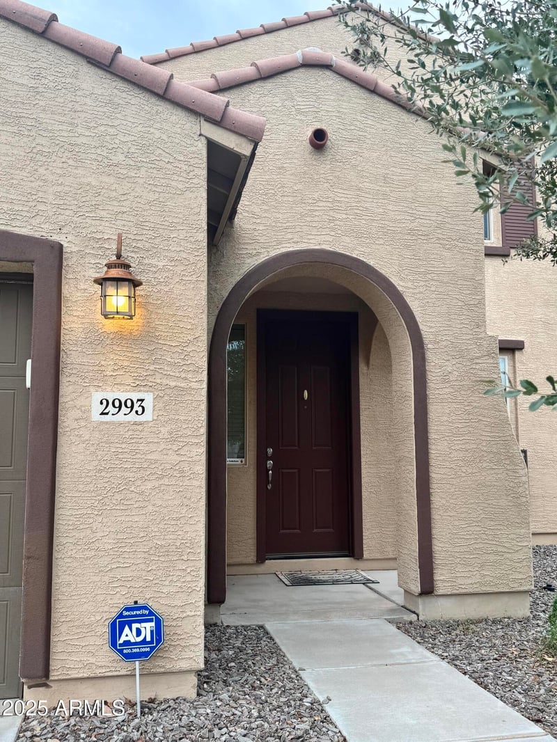2993 Meadowview Dr, Gilbert, AZ 85298