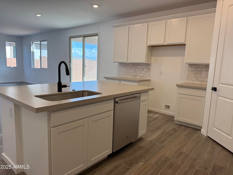 2993 Mecklenburg Way, San Tan Valley, AZ 85143