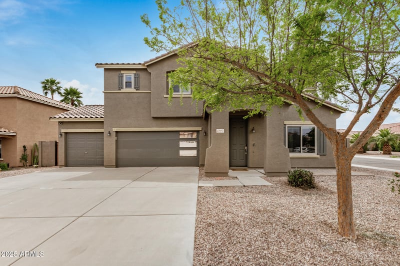 2993 W Sunshine Butte Dr, Queen Creek, AZ 85144