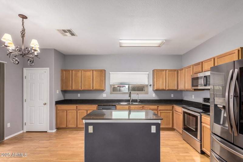 2993 W Sunshine Butte Dr, Queen Creek, AZ 85144