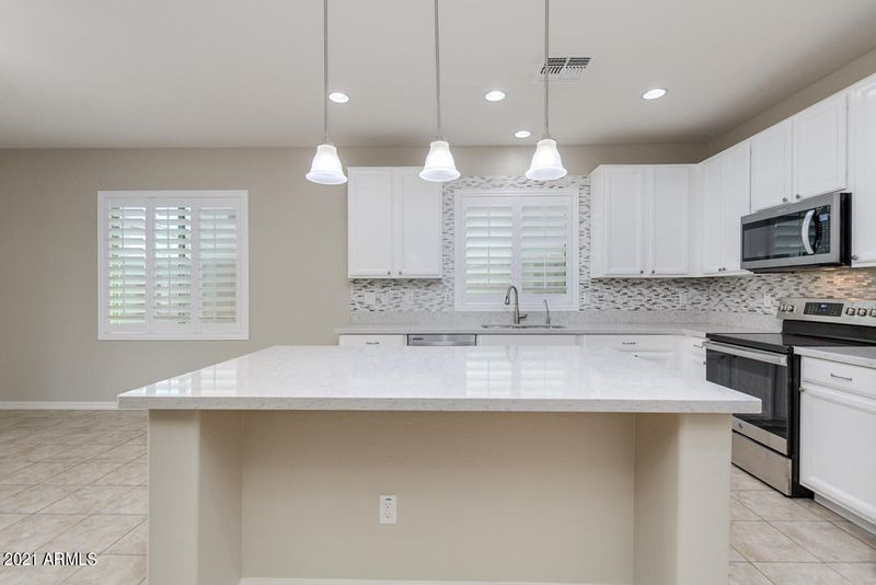2994 E Shannon St, Gilbert, AZ 85295