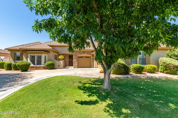 2996 E Cotton Ln, Gilbert, AZ 85234