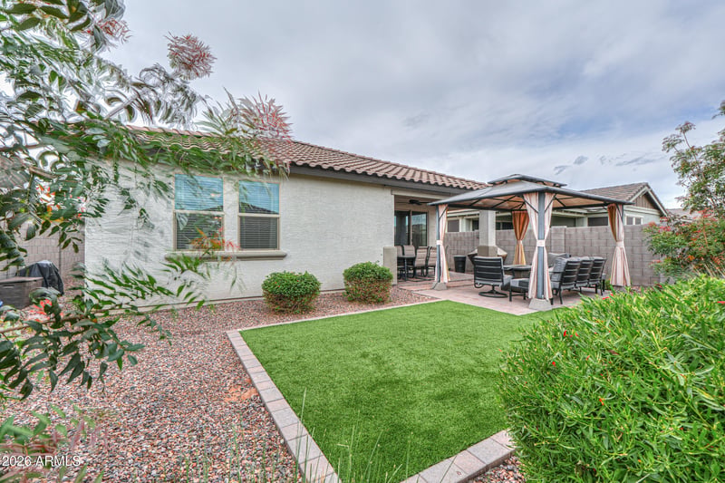 2996 New River Dr, San Tan Valley, AZ 85144