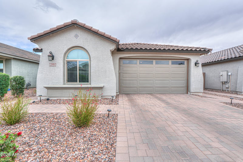 2996 New River Dr, San Tan Valley, AZ 85144