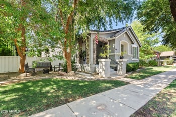 2997 Agritopia Loop, Gilbert, AZ 85296