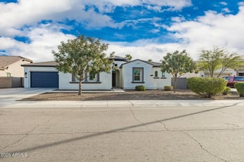 2997 Wildhorse Dr, Gilbert, AZ 85297