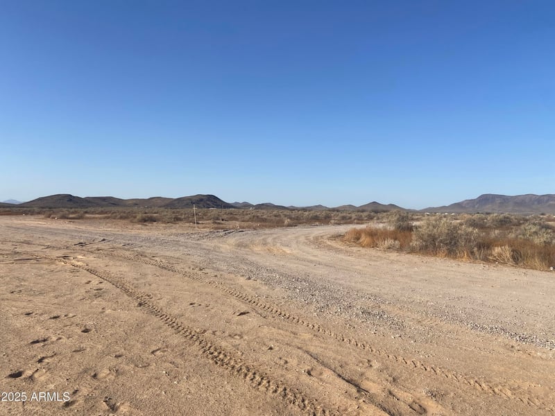 2xx N 381st Ave #-, Tonopah, AZ 85354