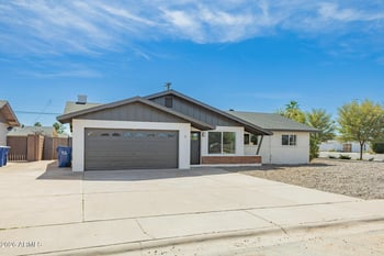 3 Erie Dr, Tempe, AZ 85282