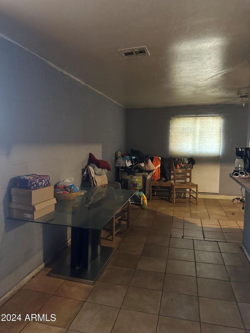 3 S 28th Dr, Phoenix, AZ 85009