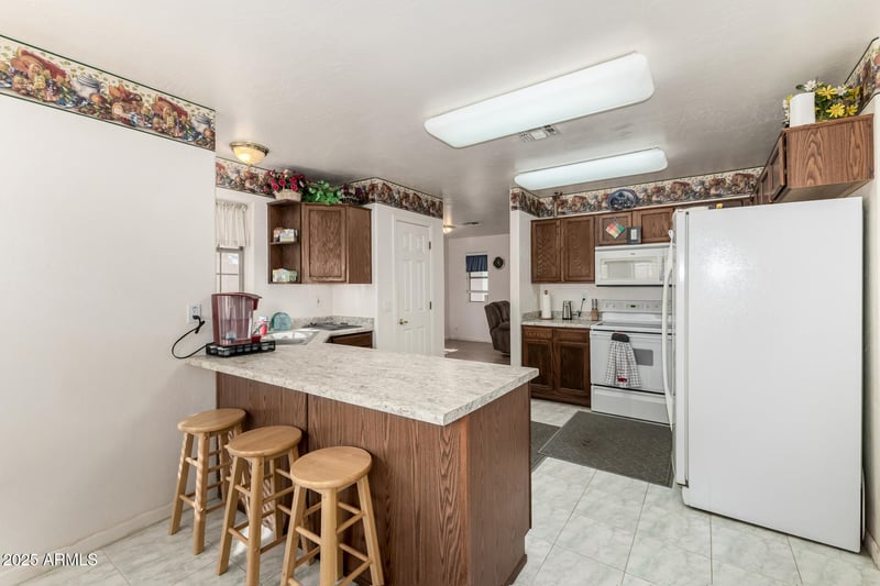 30 14th Ave, Apache Junction, AZ 85119