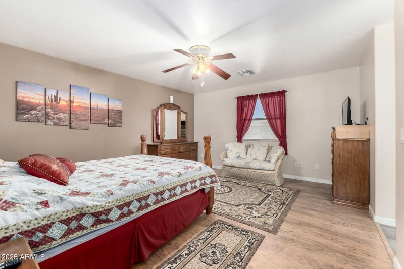 30 14th Ave, Apache Junction, AZ 85119