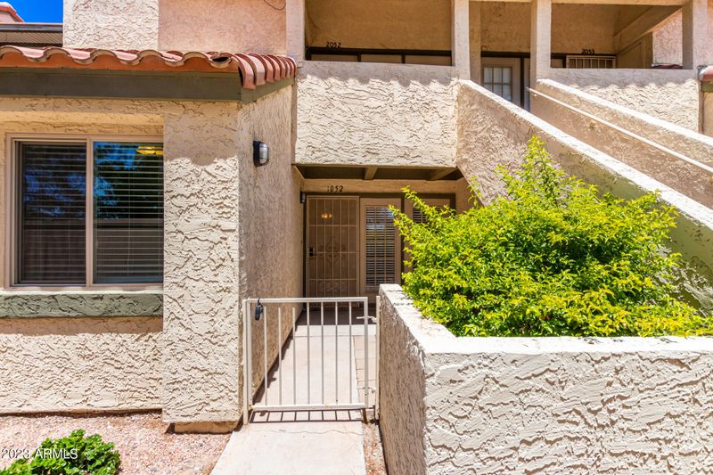 30 E Brown Rd #1052, Mesa, AZ 85201