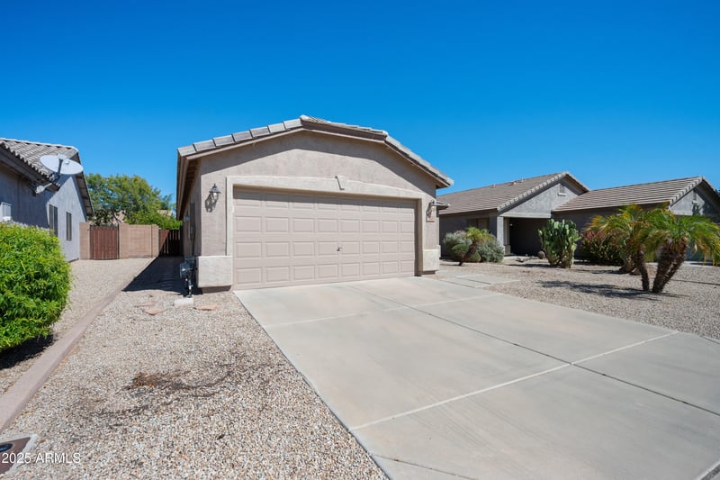 30 Zinnia Pl, San Tan Valley, AZ 85143