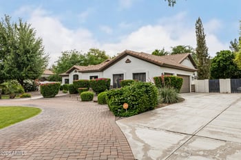 300 Banning Ct, Gilbert, AZ 85296