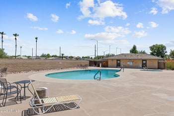 300 S Val Vista Dr #72, Mesa, AZ 85204