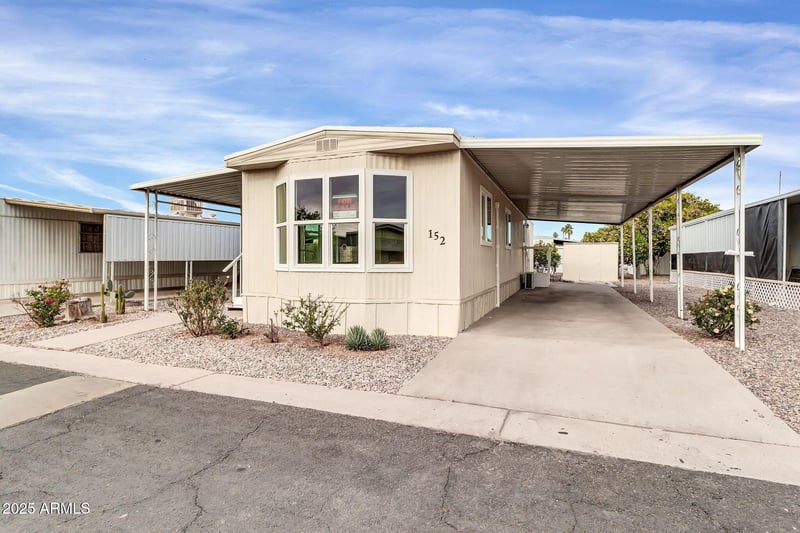 300 Val Vista Dr #152, Mesa, AZ 85204