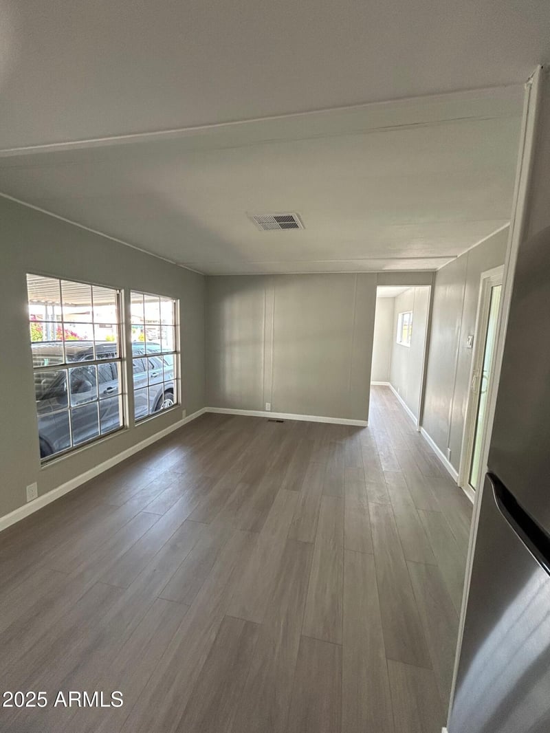 300 Val Vista Dr #17, Mesa, AZ 85204