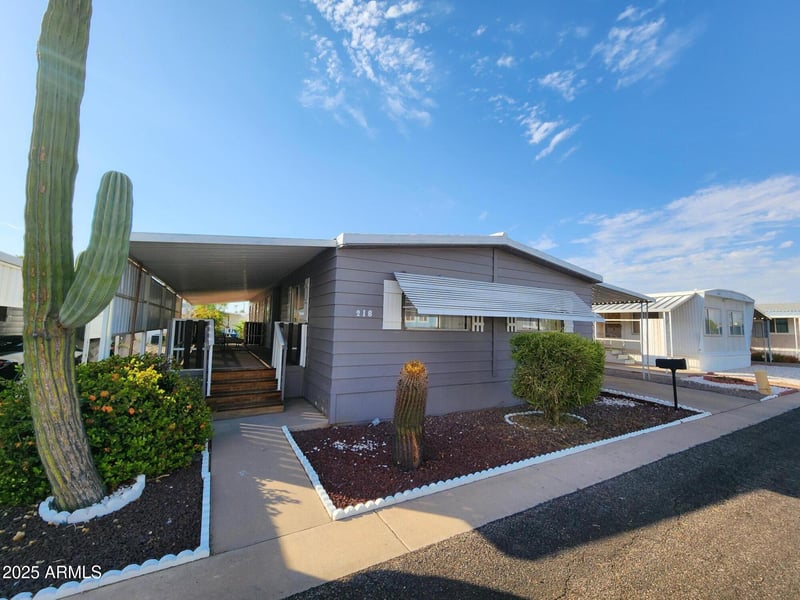 300 Val Vista Dr #218, Mesa, AZ 85204