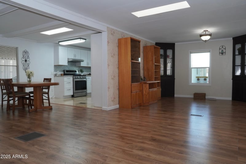300 Val Vista Dr #64, Mesa, AZ 85204