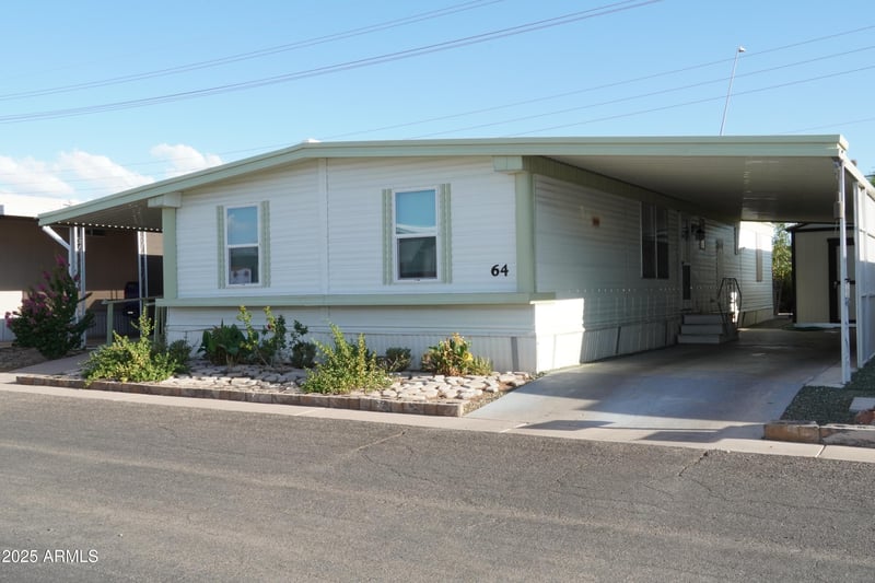 300 Val Vista Dr #64, Mesa, AZ 85204