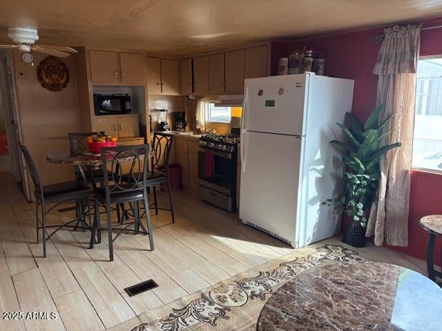 300 Val Vista Dr #77, Mesa, AZ 85204
