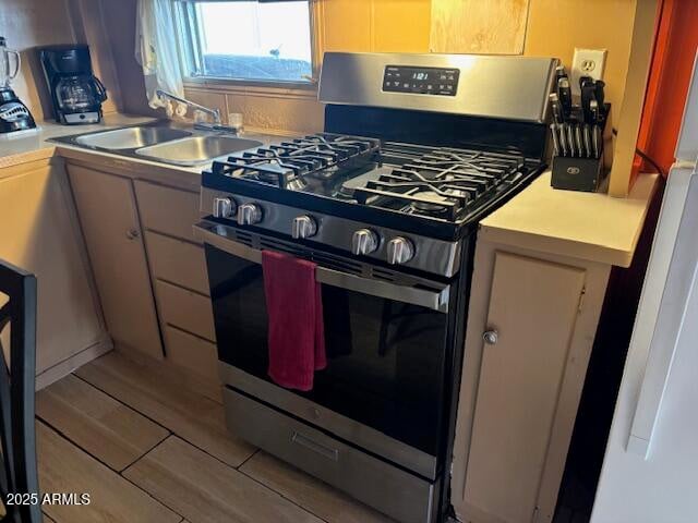 300 Val Vista Dr #77, Mesa, AZ 85204
