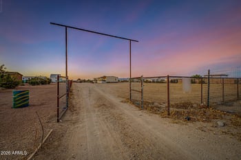 30007 Casmark Ln, San Tan Valley, AZ 85144