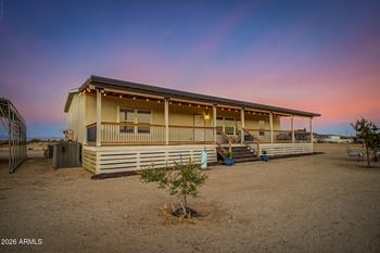30007 Casmark Ln, San Tan Valley, AZ 85144