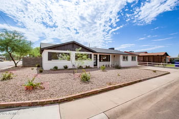 3001 Aster Dr, Phoenix, AZ 85029