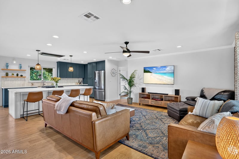 3001 E Turney Ave, Phoenix, AZ 85016