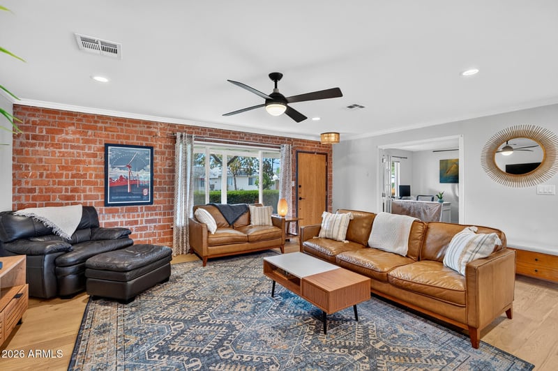 3001 E Turney Ave, Phoenix, AZ 85016