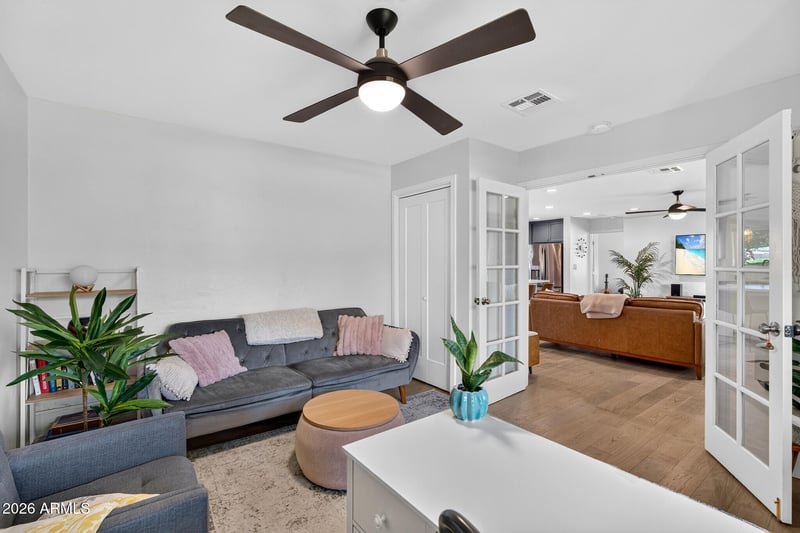 3001 E Turney Ave, Phoenix, AZ 85016