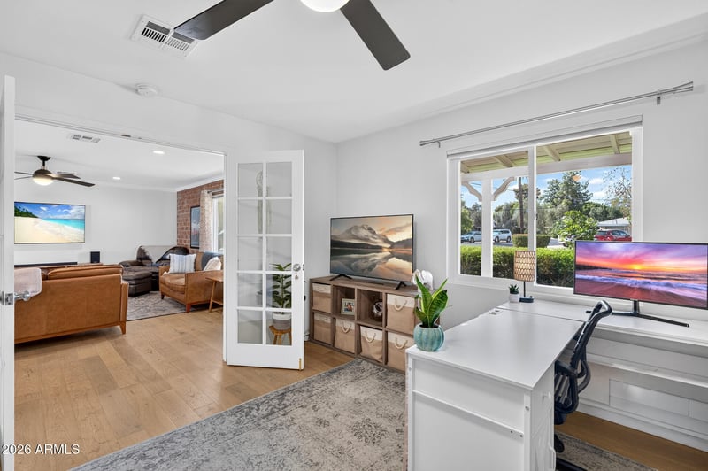3001 E Turney Ave, Phoenix, AZ 85016