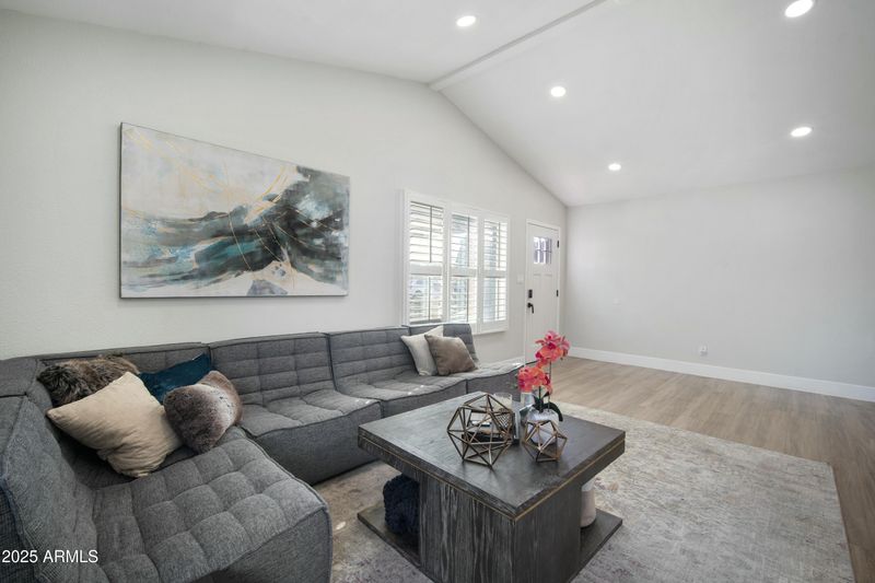 3001 N 38th St #11, Phoenix, AZ 85018