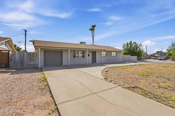 3001 N 55th Ave, Phoenix, AZ 85031