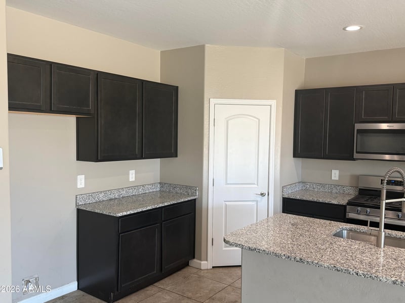 30011 W Cheery Lynn Rd, Buckeye, AZ 85396