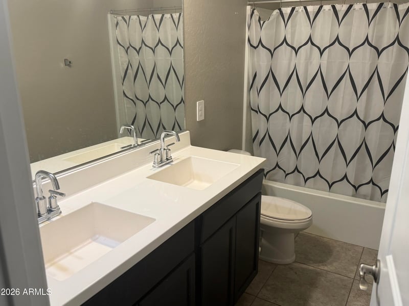 30011 W Cheery Lynn Rd, Buckeye, AZ 85396