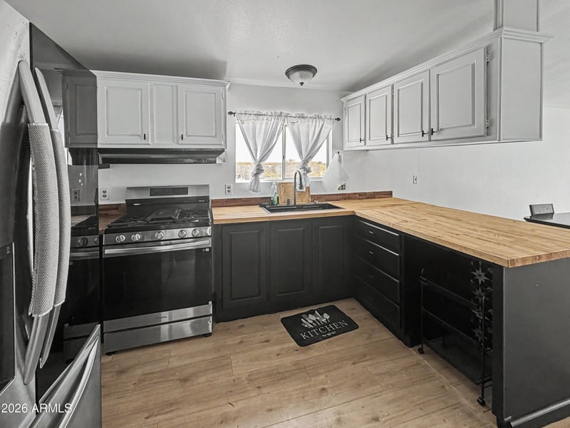 30014 301st Ave, Wittmann, AZ 85361
