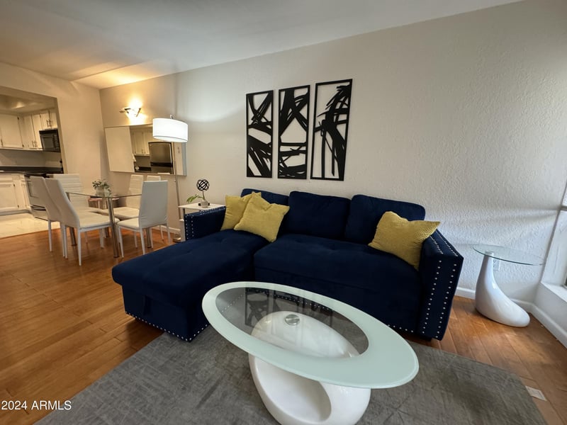 3002 70th St #222, Scottsdale, AZ 85251