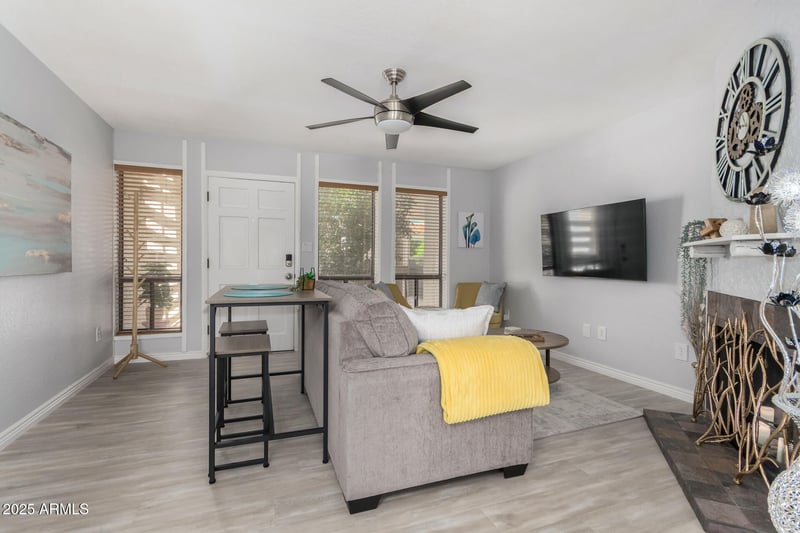 3002 70th St #227, Scottsdale, AZ 85251