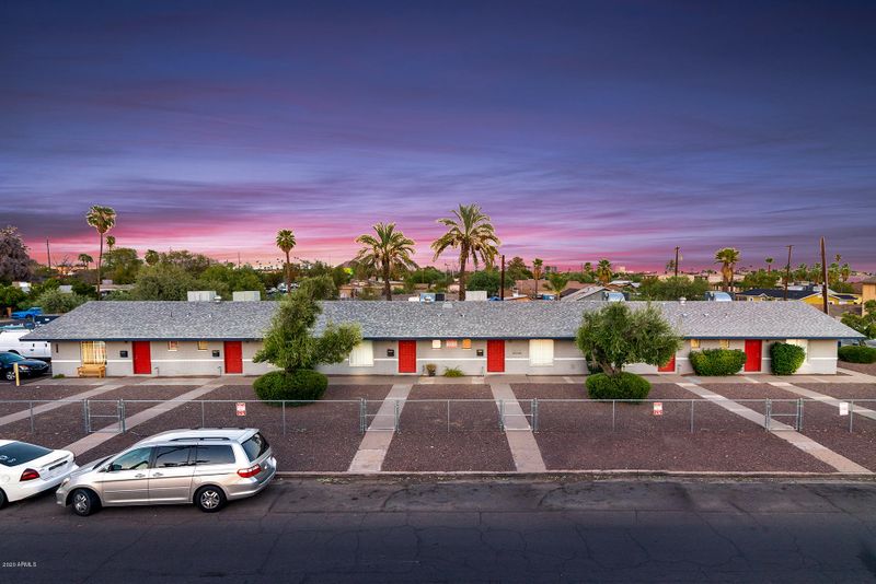 3002 E Mckinley St, Phoenix, AZ 85008