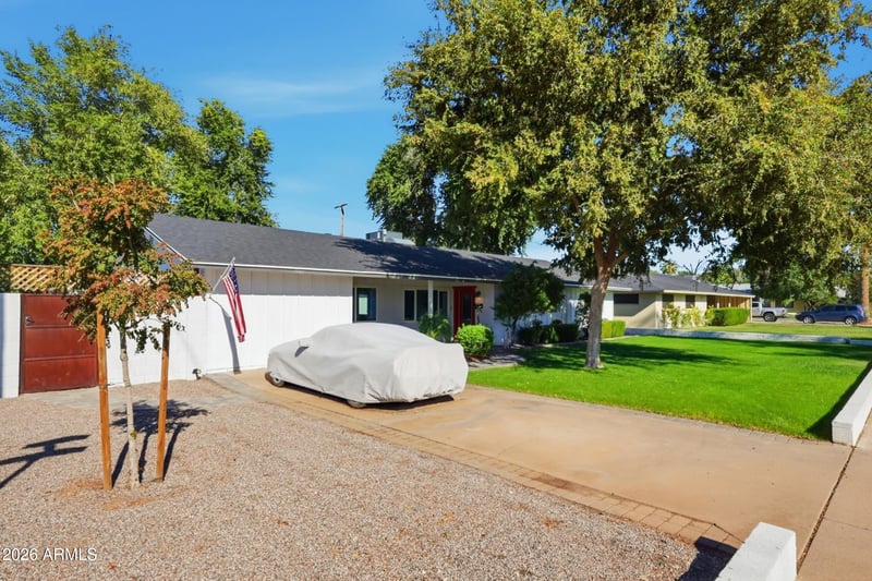 3002 Mitchell Dr, Phoenix, AZ 85016