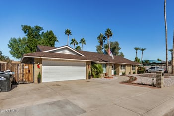 3002 Mercer Ln, Phoenix, AZ 85029
