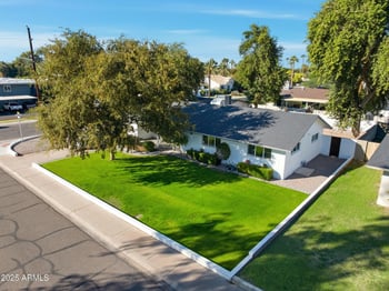 3002 Mitchell Dr, Phoenix, AZ 85016