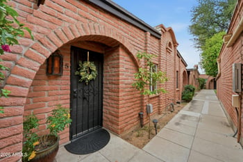 3002 N 32nd St #5, Phoenix, AZ 85018