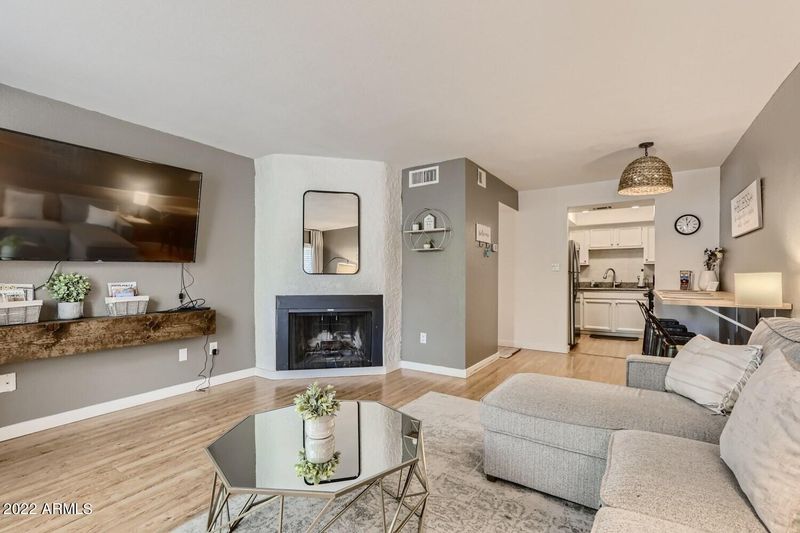 3002 N 70th St #215, Scottsdale, AZ 85251