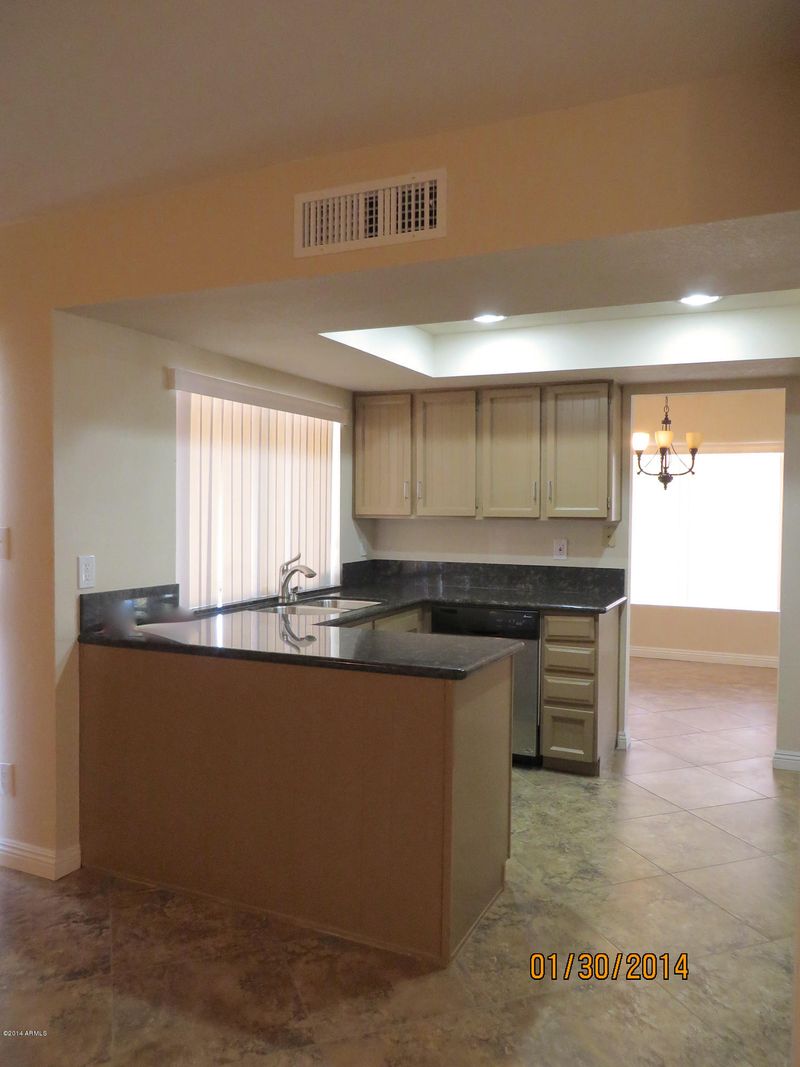 3002 W Sandra Ter, Phoenix, AZ 85053