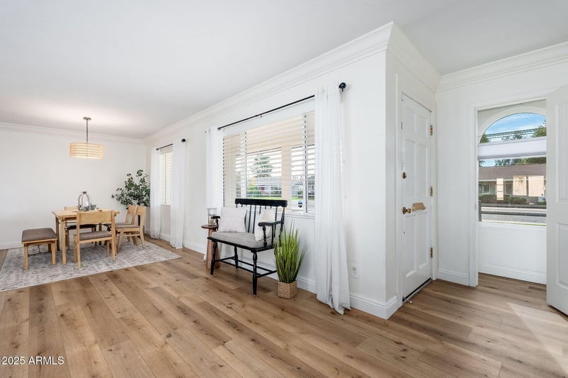 3002 Whitton Ave, Phoenix, AZ 85016