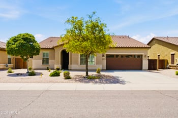 3003 E Sports Ct, Gilbert, AZ 85298