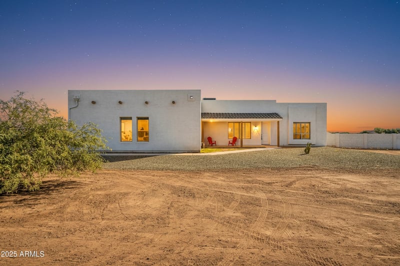 30031 209th Ave, Wittmann, AZ 85361